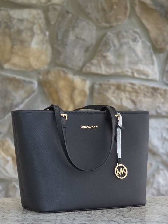 Michael Kors Handbags - Michael Kors Jet Set Black Tote